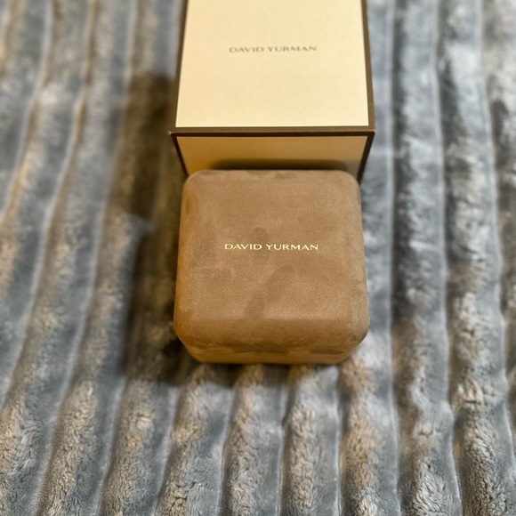 David Yurman Box - Picture 3 of 4
